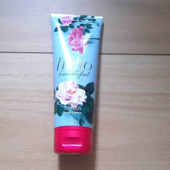 Bath & Body Works Other - NWT Bath & Body Works Body Cream